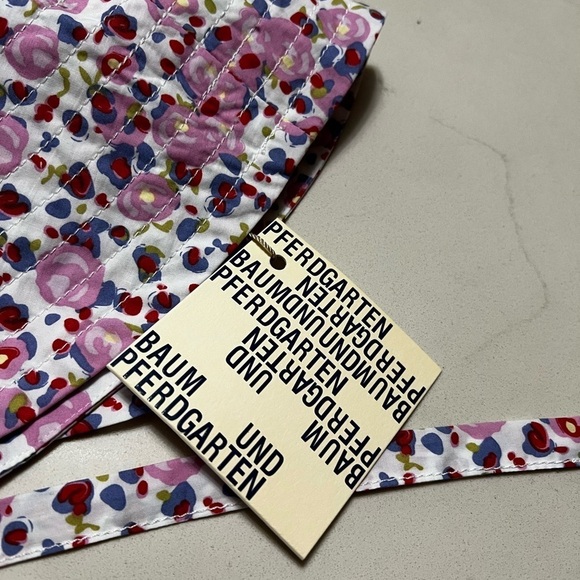 NWT BAUM UND PFERDGARTEN Floral Bucket Hat One Size - Picture 7 of 7